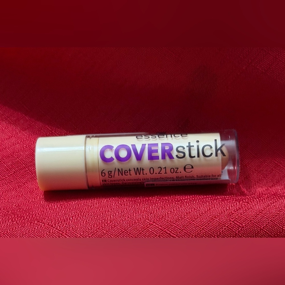 ✨New✨ Essence: Coverstick Concealer- 20 Matt Sand